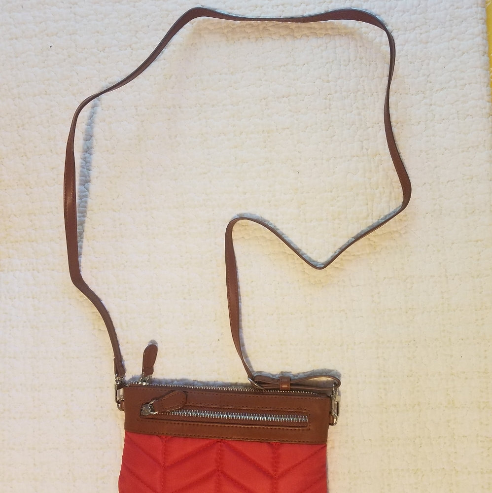 Hbutler Mighty Charger Convertible Purse/Clutch View 4